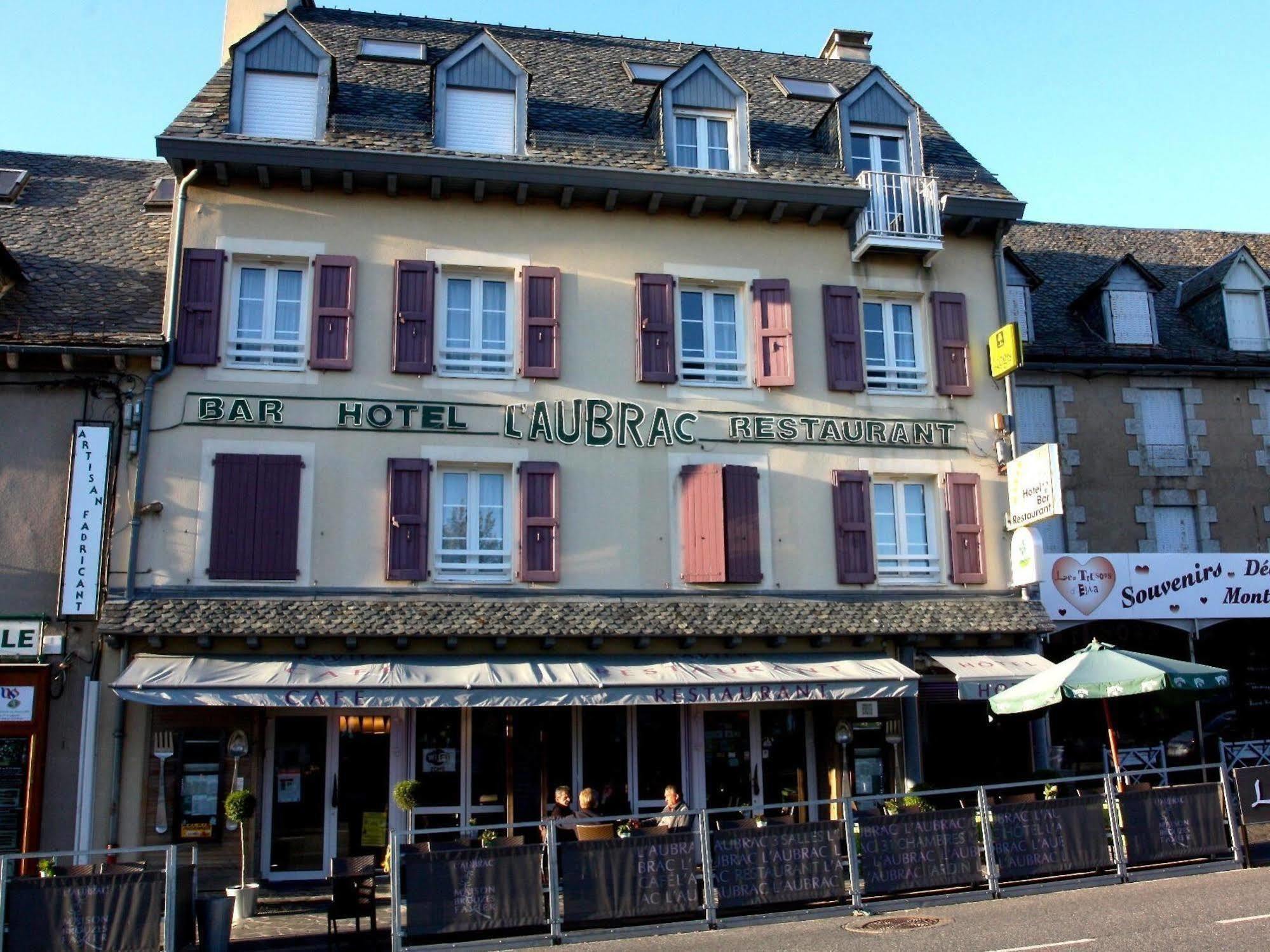 Hotel-Restaurant Logis L'Aubrac Laguiole Exteriör bild